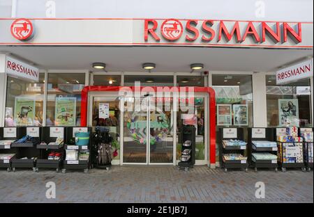 BIELEFELD, DEUTSCHLAND-APRIL 20:Rossmann Deutschlands zweitgrößte Drogerenkette.April 20,2019`s Bielefeld, Deutschland. Stockfoto